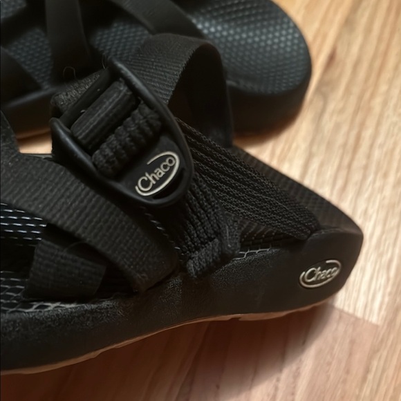 chaco sandals slip on